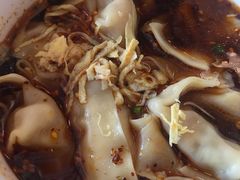 红汤辣馄饨-笑来喜馄饨小笼工坊店(湖滨街店)