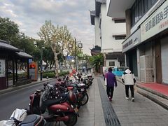 -老西白点心店