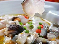 -江渔儿酸菜鱼·拔草餐厅(虎门君乐汇店)