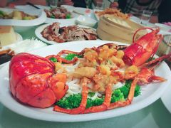 -亚丁湾海鲜大酒店(万泉嘉苑店)