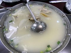 -余杨鸭鸭餐厅