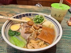 -鑫花溪牛肉米粉(苏州中心店)