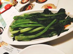 -新大咀港式茶餐厅(宝山万达店)