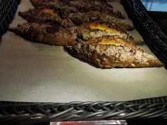 蔓越莓芝士面包-Salon de The de Joel Robuchon(外滩18号店)