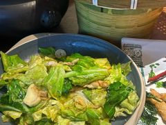 -云海肴·汽锅鸡·云南菜(天山百盛优客店)