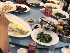 -海鸿荟·沿江菜(中山北路店)