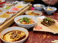 -怪噜范·老贵阳街头名小吃(数博万达店)
