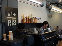 -Roast8ry Coffee Lab