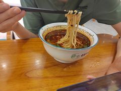 -穆芳阁兰州纯汤牛肉面(西安总店)