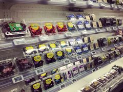 -盒马鲜生(财富中心店)