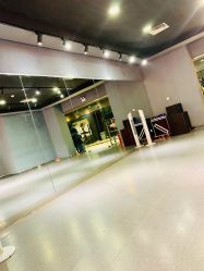 点击看大图 -5KM舞蹈街舞工作室