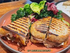 超级牛肉帕尼尼-O'mills Sourdough Bakery&Bistro(永嘉路店)