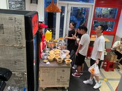 -柳州肥姨妈大骨螺蛳粉(万达中心店)