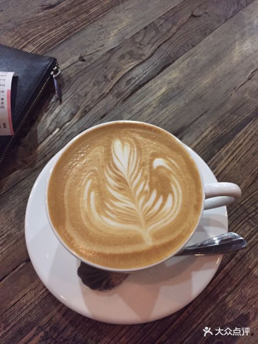 猫屎咖啡风味拿铁图片 - 第1张