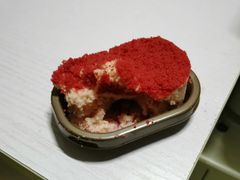 红丝绒半熟芝士蛋糕-瑞幸咖啡(丰盛町店)