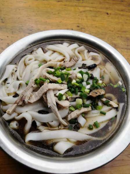 黄姚老牌豆豉粉-"在黄姚古镇里面就看见好多卖豆豉粉的,十元.