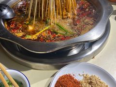 -李记称盘牛杂串串(广厦店)