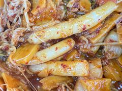 -亲昵春川鸡排(韩国美食街店)