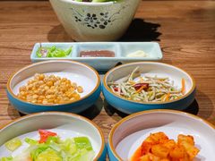 -明洞阿姨·韩式酱蟹烤肉·创意料理(三元桥店)