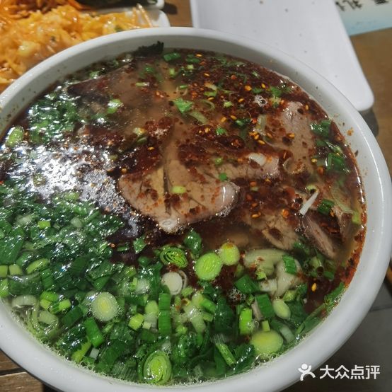 马六牛肉面(白银世贸中心店)