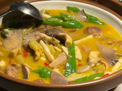 酸芹菜牛肉牛肚锅-東大方(湖州白鹭迎店)