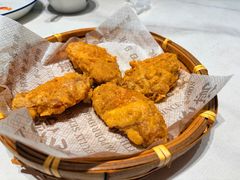 蛋黄焗鸡翅-粤港湾砂锅粥·宵夜(宝龙店)