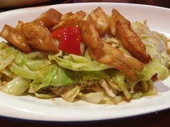 包包菜炒馕-纳瓦新疆菜(银都店)
