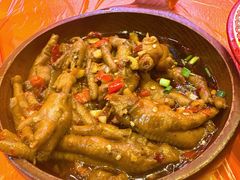 糯叽叽香辣鸡爪-乐乐大排档·30年老字号(浙江路店)
