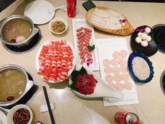 -海上明月海鲜火锅 鲜切牛肉