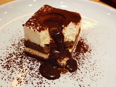 -必胜客(机场路店)