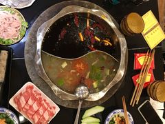 -重庆风光老灶火锅城(同德广场店)