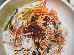 鸡丝凉米线-云海肴·汽锅鸡·云南菜(美罗城店)