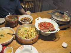 -爱碗亭·鲜炒湖南菜(壹城中心店)