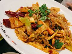-拿渡·水煮鱼麻辣香锅(王府井奥莱·香江小镇店)