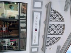 -卡斯特罗马诺名品奥特莱斯
