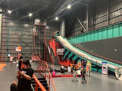 -极限PLAY运动娱乐新世界·团建派对潮玩休闲馆·室内蹦极高空游乐园