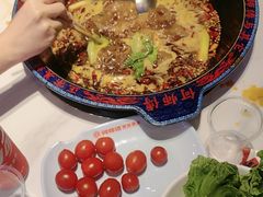 -何师傅美蛙鱼头(汉街店)
