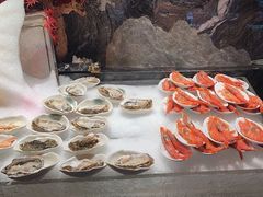 -雍容荟帝王蟹活龙虾展台自助(IFS黑金店)