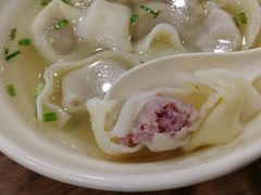 虾肉馄饨-小梅园饭堂(东方路店)