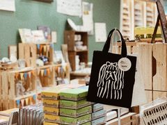 -诚品(信义店)
