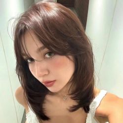 -十六番发型师事务所
