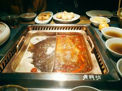-老牌坊云南鱼豆花火锅(哈西万达店)
