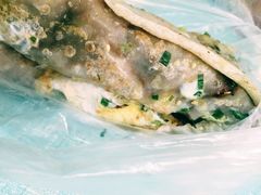 -正宗杂粮煎饼香软鸡蛋饼