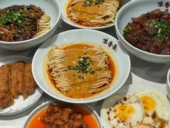 -贯贯吉·清真餐厅(浙江中路店)