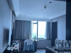 -上海龙之梦万丽酒店