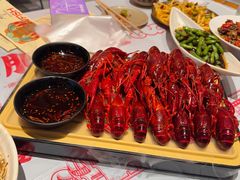 -肥肥虾庄·金牌油焖大虾(杨园滨江时代walk店)