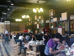 大堂-德兴show鲜·蒸汽海鲜火锅餐厅(格创悦里店)