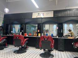 点击看大图 -老男孩男士理容馆·理发·烫染·修面