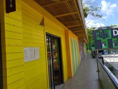 -首脑美容美发化妆美甲培训学校(龙岗校区)