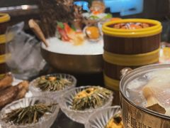 -半岛翡丽海鲜自助餐厅(观风亭店)